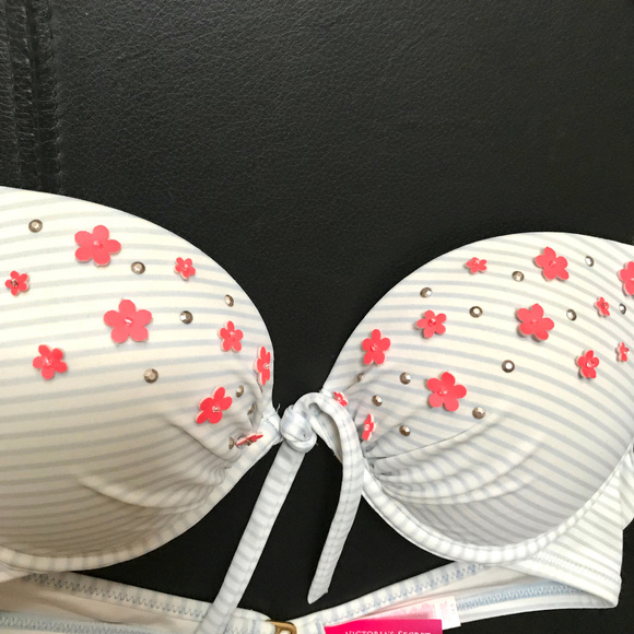 Victoria secret applique studded swim top - Picture 4 of 7